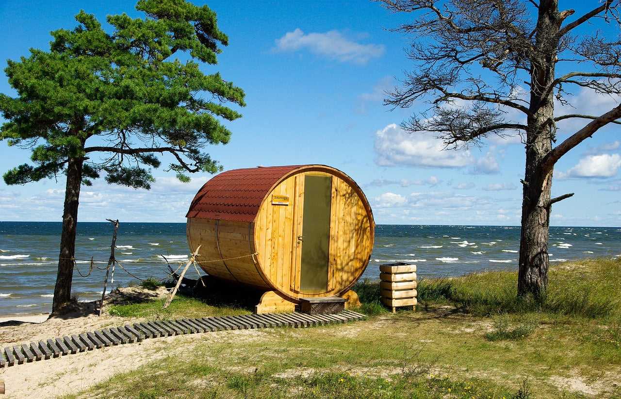 Infrared vs. Steam Saunas: Which Sauna is Best for Recovery & Wellness?
